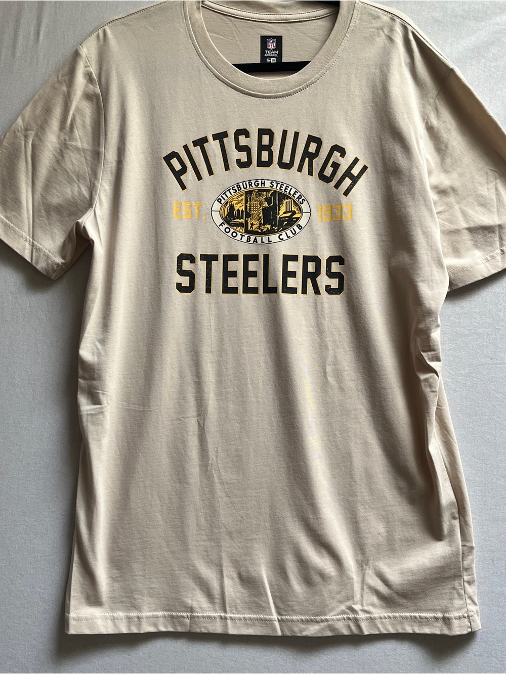 NFL Team Apparel Pittsburgh Steelers NWT Graphic Tee L